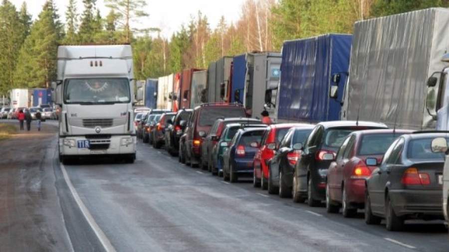 Выехать из Эстонии на автомобиле можно будет только по записи
