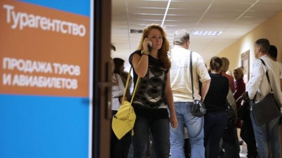 За мошенничество туроператоров спросят с чиновников