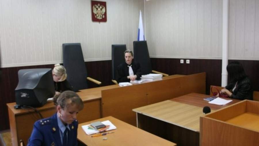 Уведомления о судебных заседаниях будут рассылать по ходатайству