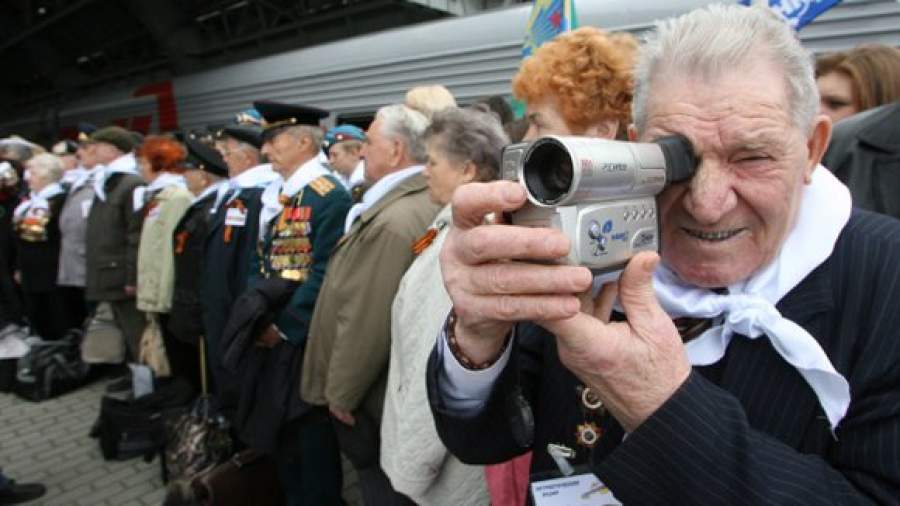 Медведев создал Общественное телевидение 