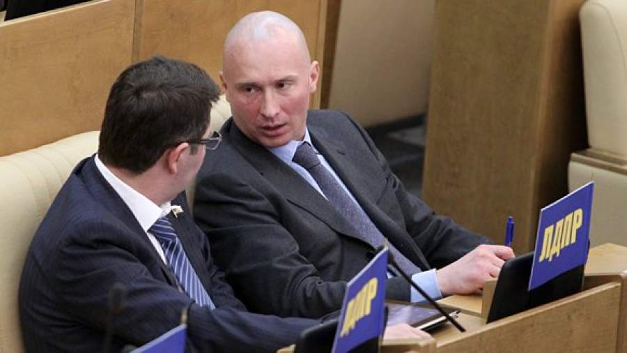 Вице-спикер Госдумы хочет скрыть свои доходы