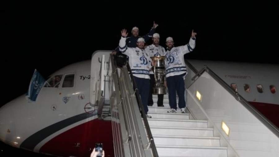 Профсоюз КХЛ стал авиаброкером хоккейных клубов