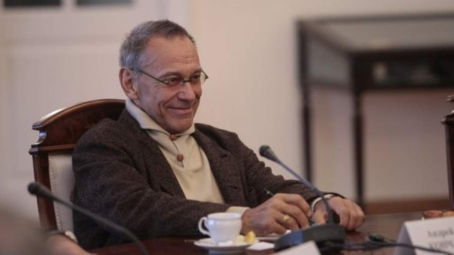 «Искренности хамства я предпочитаю фальшивую вежливость»