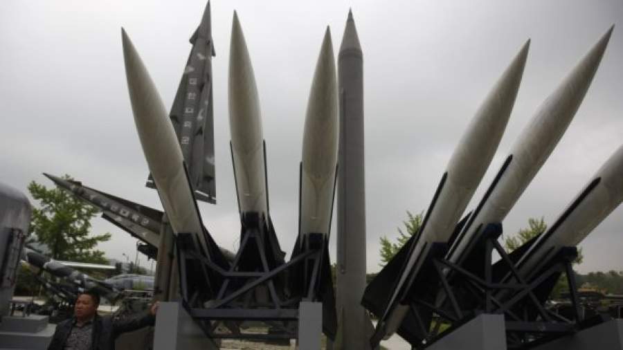 КНДР провела «рекламные» ракетные запуски