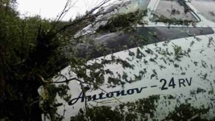 Самолеты Ан-24 устарели, но заменить их нечем 