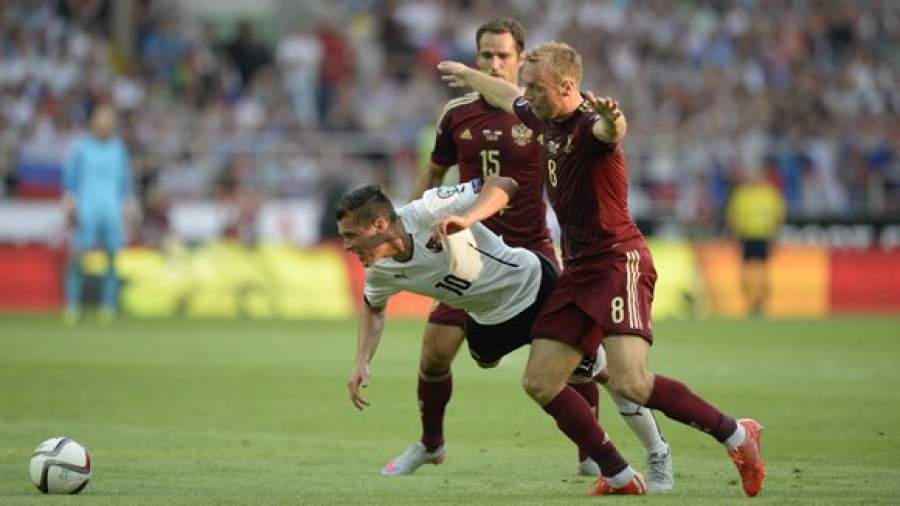 Сборная России осложнила себе выход на Евро-2016