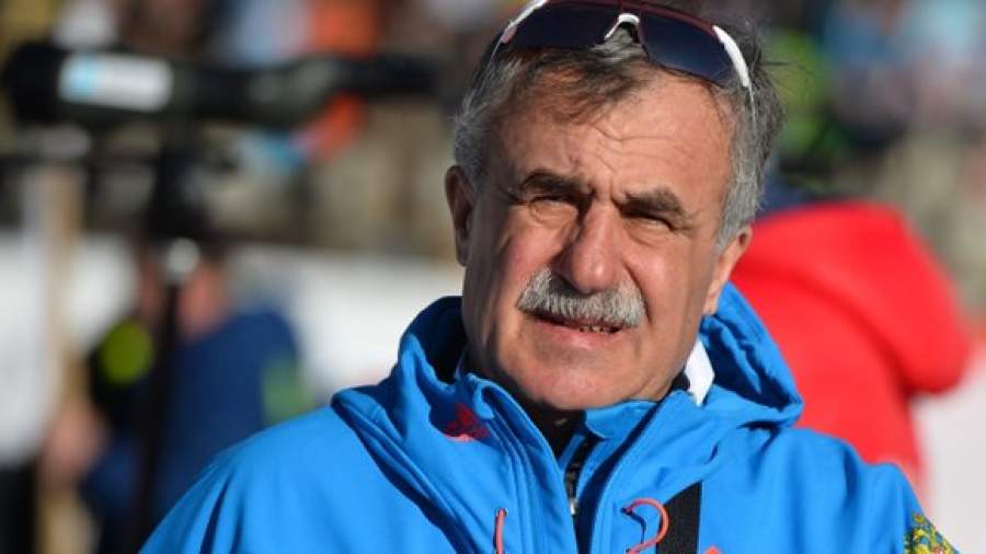 «Я не знаю, кто осуждает приглашение Светланы Слепцовой»