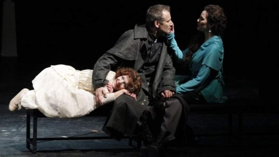 В «Участи Электры» сильнее всех играет дом