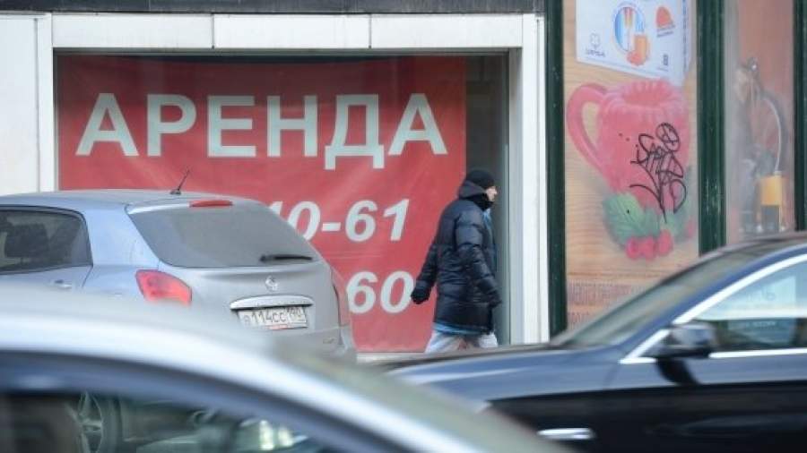 Спрос на офисы и склады в Москве упал более чем вдвое