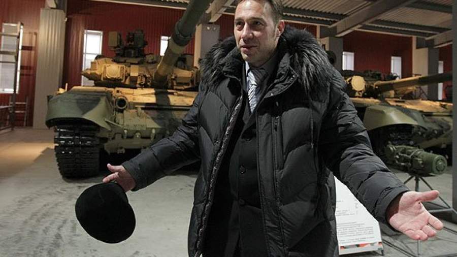 Холманских хотят выселить из «Букингемского дворца»