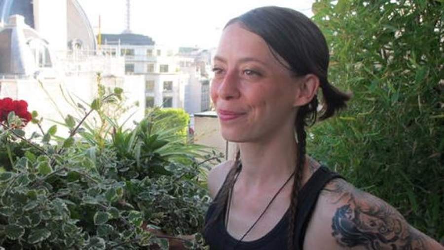 Прах Ива Монтана могут снова эксгумировать