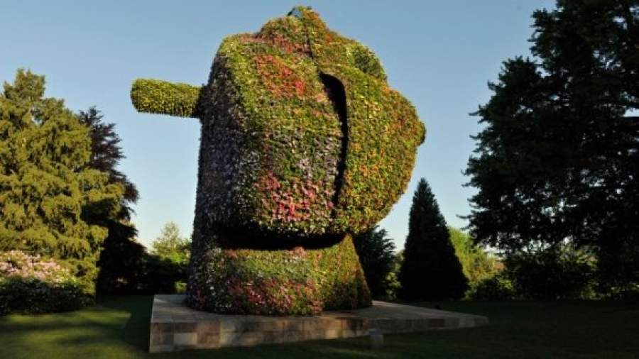 В Базеле расцвела скульптура Джеффа Кунса