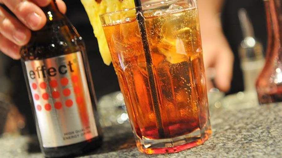 Производители энергетиков обжалуют запрет на их продажи в Краснодаре