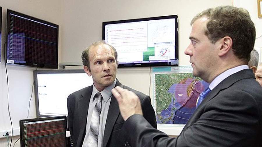 Медведев проверил Камчатку на сейсмоустойчивость