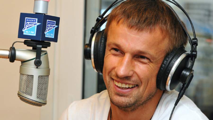 В Лондоне Жирков тоже хорошо зарабатывал, но лучше играть в «Анжи», чем сидеть на скамейке»