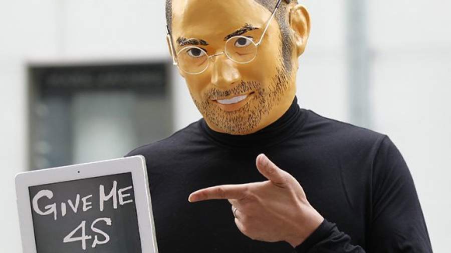 Смартфон iPhone говорит по-французски