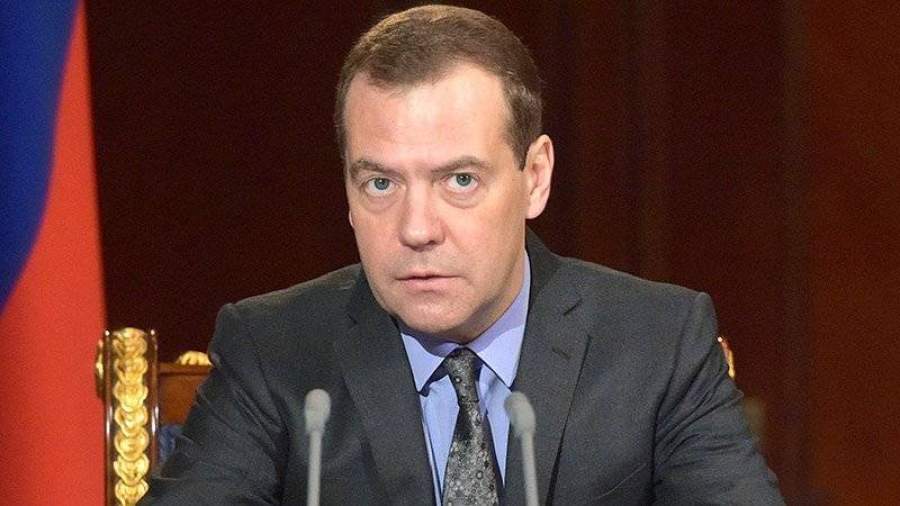 Медведев: РФ и Белоруссия договорились о поставке нефти и газа