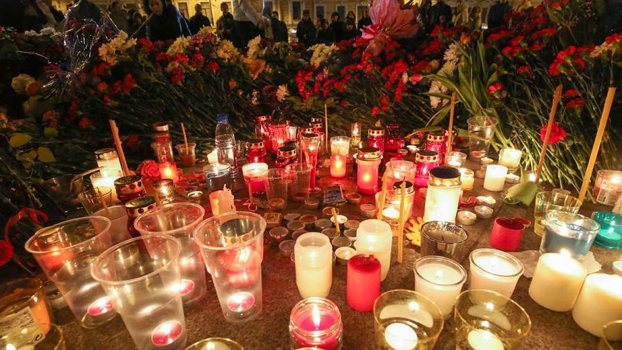 Число погибших в результате взрыва в петербургском метро выросло до 15