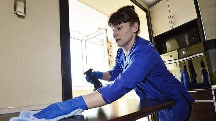 Госдума выведет репетиторов и домработниц из тени