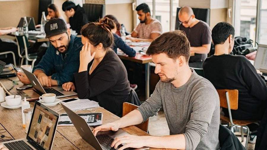 Названа самая популярная профессия у российской молодежи