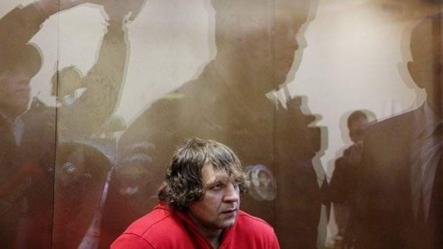 Боец Александр Емельяненко сегодня будет отпущен из колонии