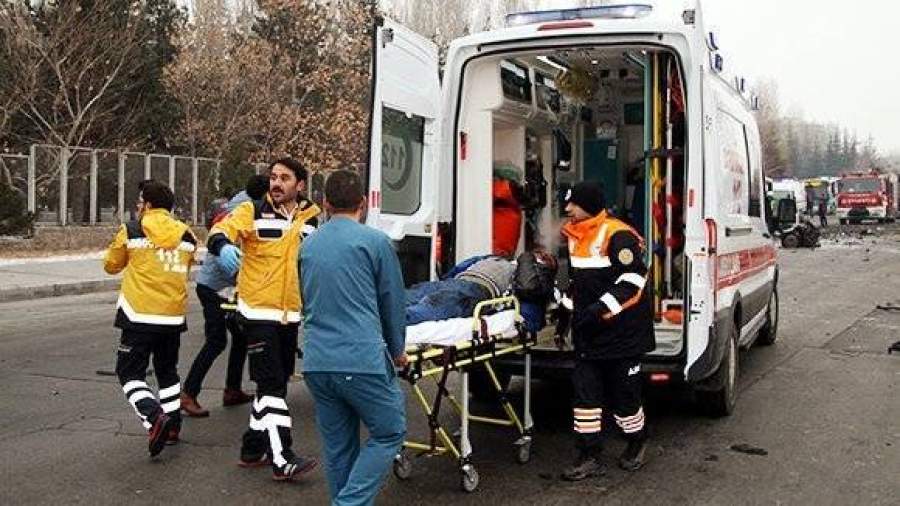 Устроенный смертником взрыв в турецком Кайсери унес жизни 13 военных