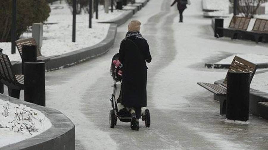 Снег, гололедица и ветер ожидаются в Москве 