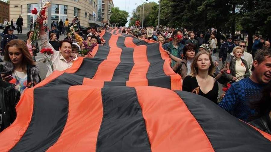 Верховная рада приняла закон о запрете георгиевских лент на Украине 