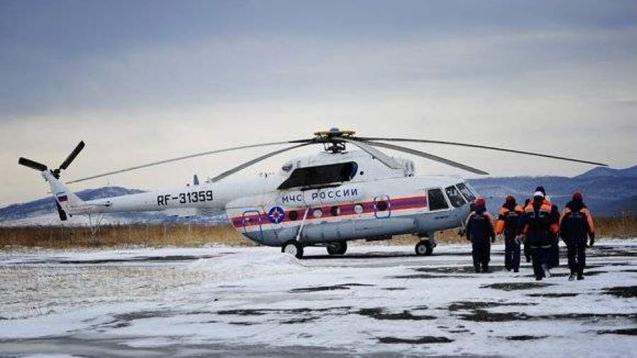 Льдину с 20 рыбаками унесло в Охотское море