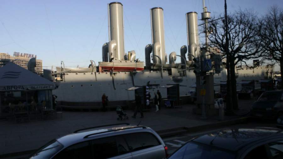 «Аврору» не признали символом Петербурга