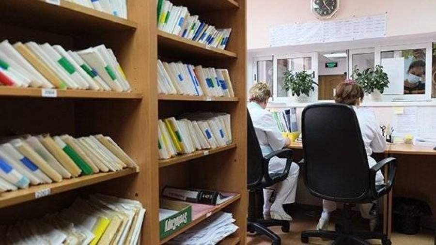 Медицина стала платной для половины россиян