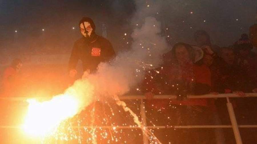 Медведев предложил лишать футбольных хулиганов права посещать матчи