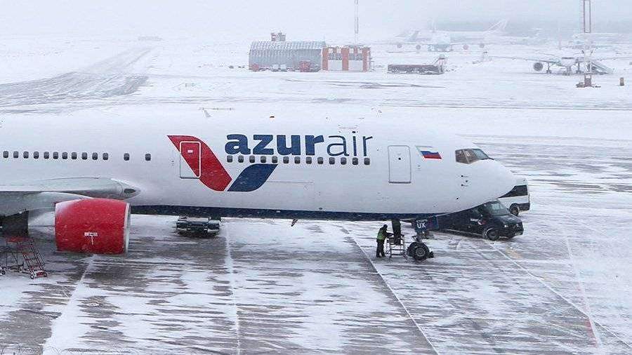 Рейс air. Azur Air 773. Дубай самолет Azur Air. Азур Эйр рейс Москва Дубай. Азур Эйр Домодедово.