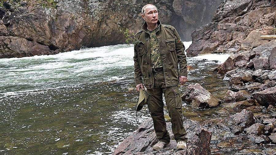 Путин на медведе фото