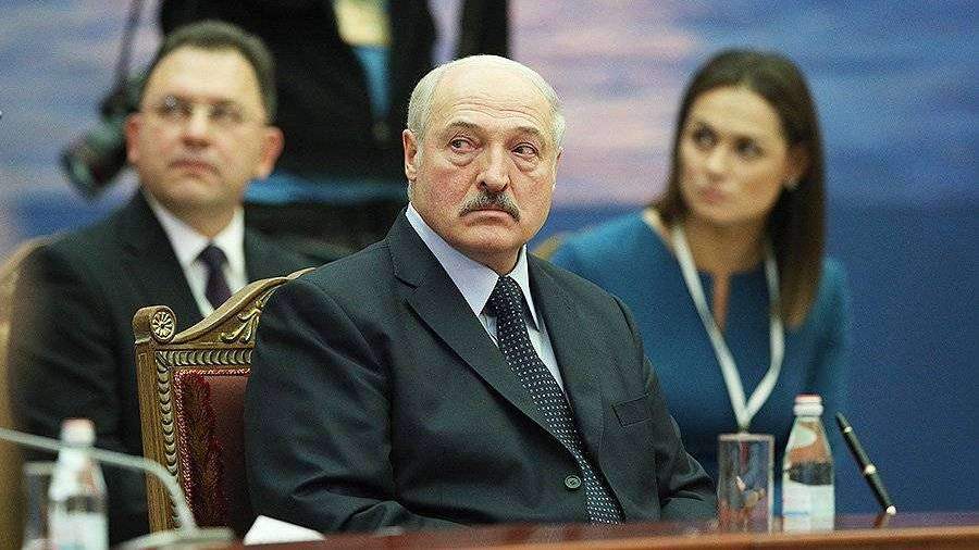 Лукашенко в президиуме