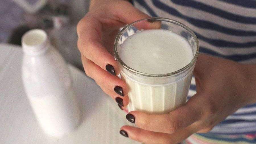 Вред молочных продуктов для здоровья пациентов с определенными заболеваниями