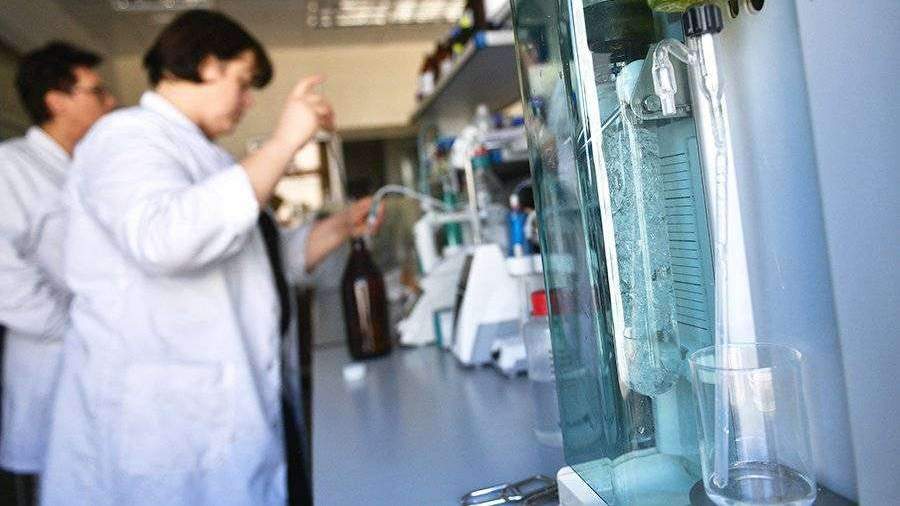 РАН отметила отставание России от ведущих стран по уровню оснащенности науки 