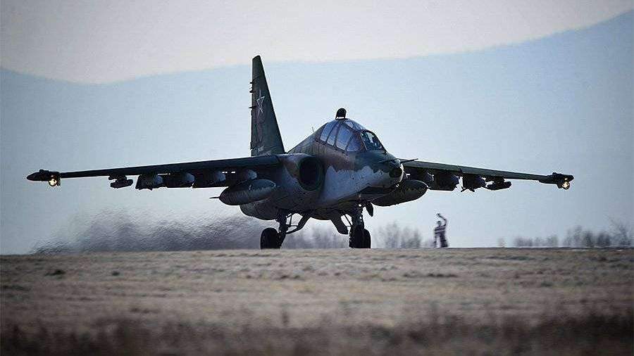 СМИ сообщили об обнаруженных пилотах разбившегося в Ставропольском крае Су-25УБ 