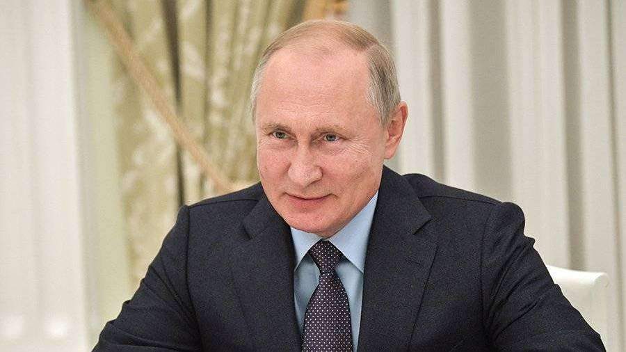 Путин назвал СМИ действенным механизмом общественного контроля 