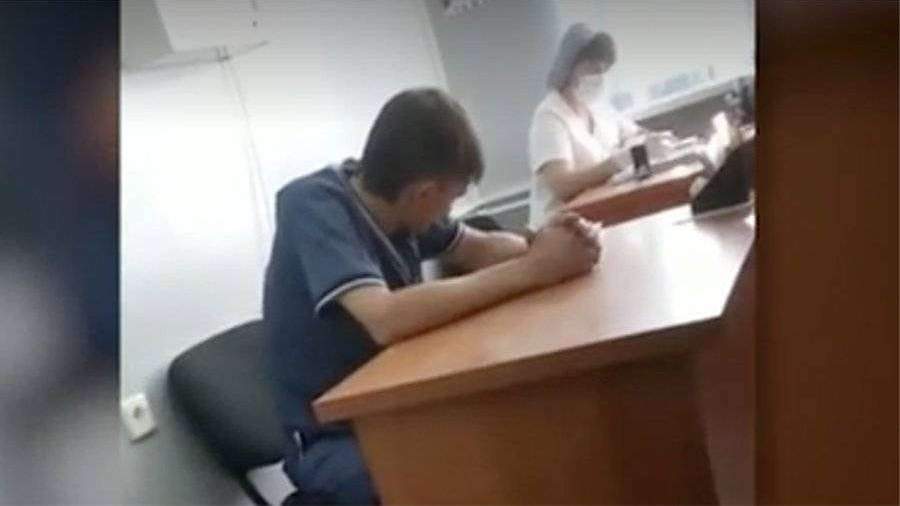 В Северной Осетии врач пришел на работу пьяным и был уволен 