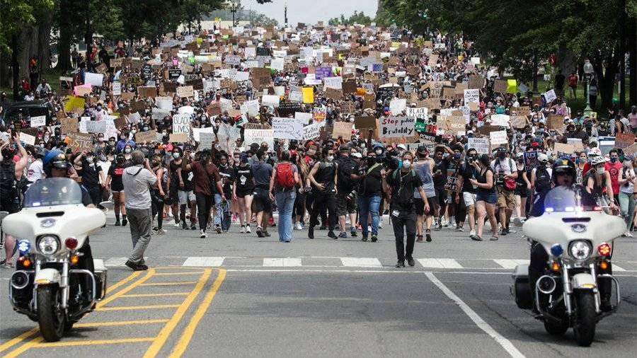 Захарова прокомментировала протесты в США | Новости ...