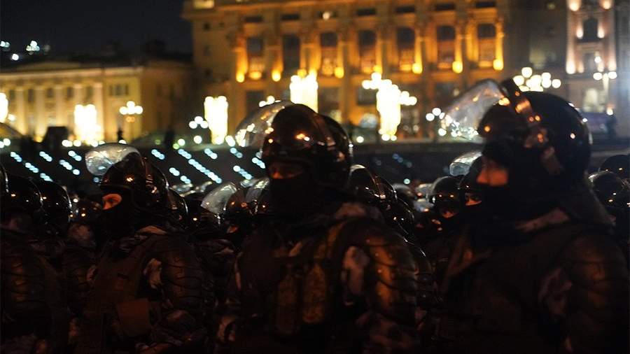 События ночи. Митинг на Манежной площади. Митинг на Манежной площади 2021. Беспорядки на Манежной площади 2010 Бирюков.