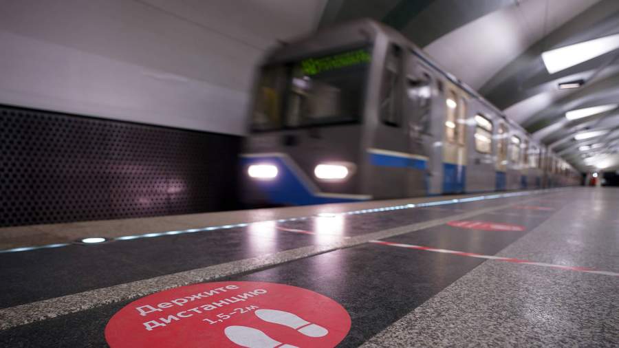 какое метро больше московское или питерское