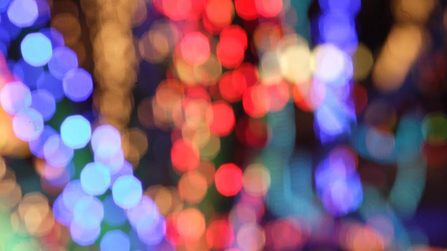 The doctor warned about the dangers of flashing Christmas lights