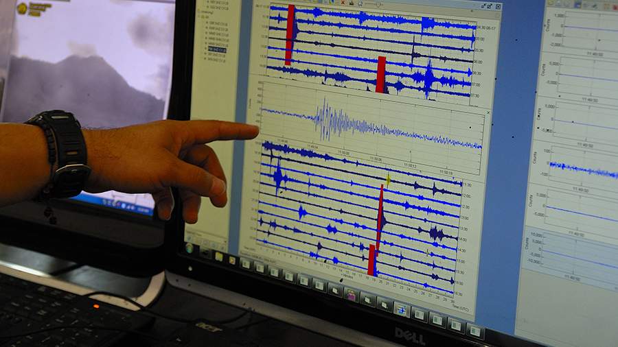 An earthquake with a magnitude of 5.4 hits the island of Crete