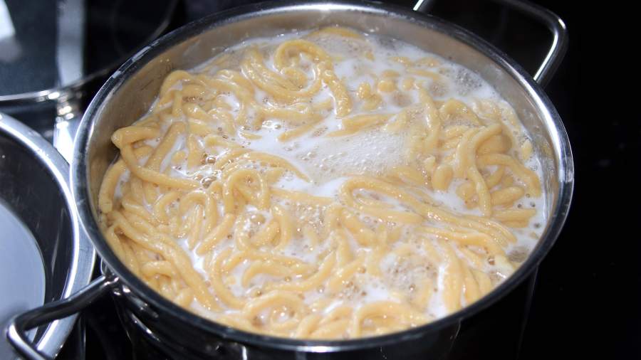 The chef told about the secrets of the correct preparation of pasta