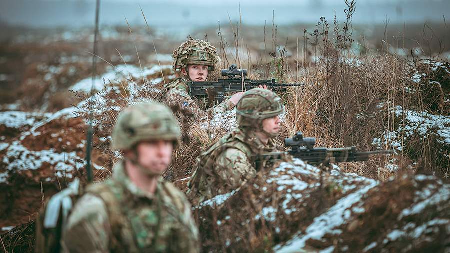 Daily Express announced plans of Britain to evacuate military from the territory of Ukraine