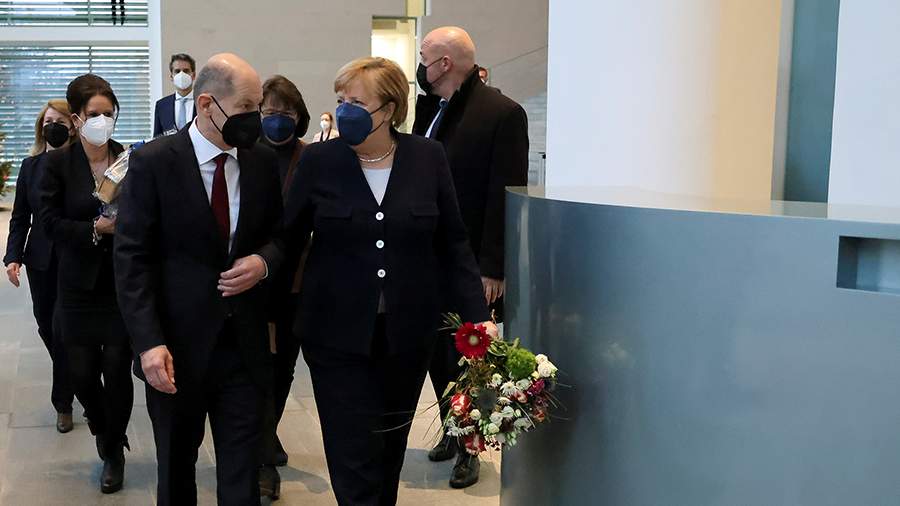 Merkel asked new chancellor Scholz to grant her wish