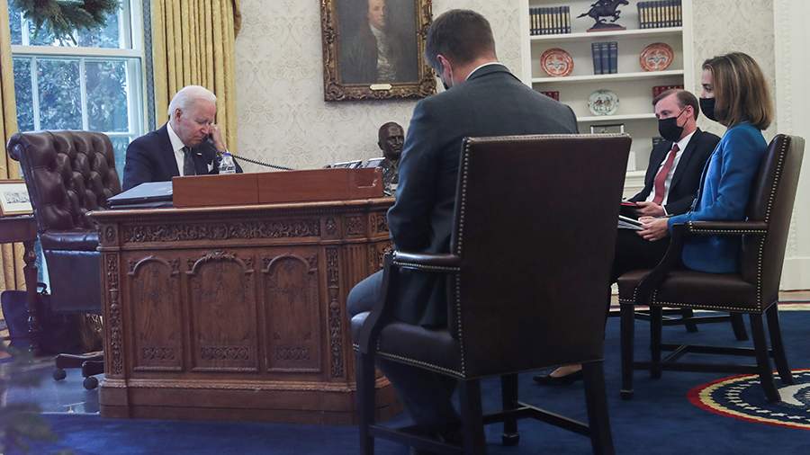 Biden told Zelensky about the West’s concern over the “aggression” of the Russian Federation