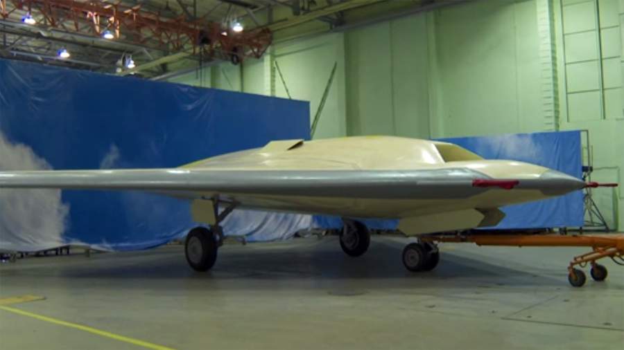 Le premier vol UAV “Okhotnik” a été déployé à Novossibirsk